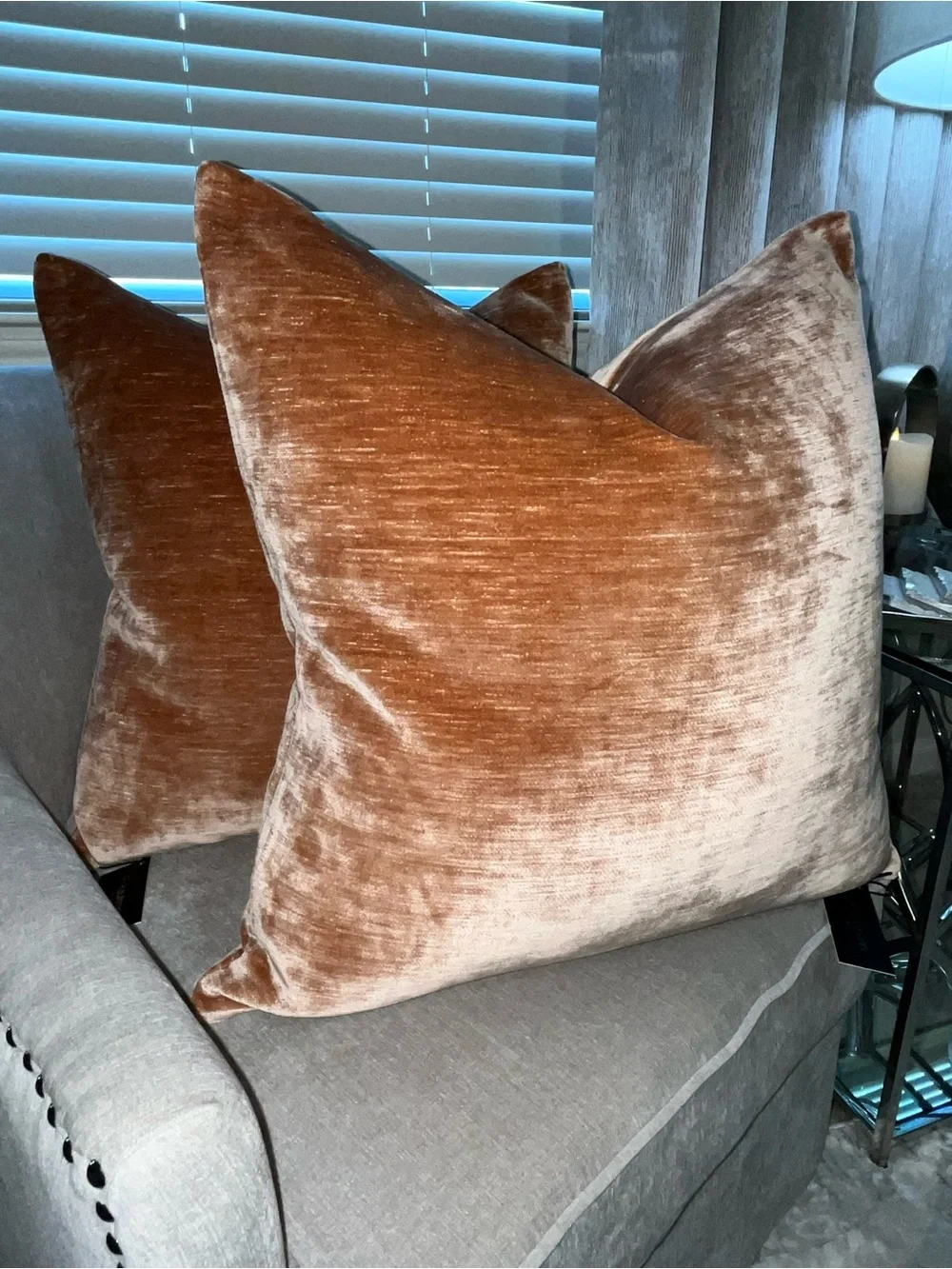 1-NWT P/Kaufmann Rust Color luxury velvet decorative pillow